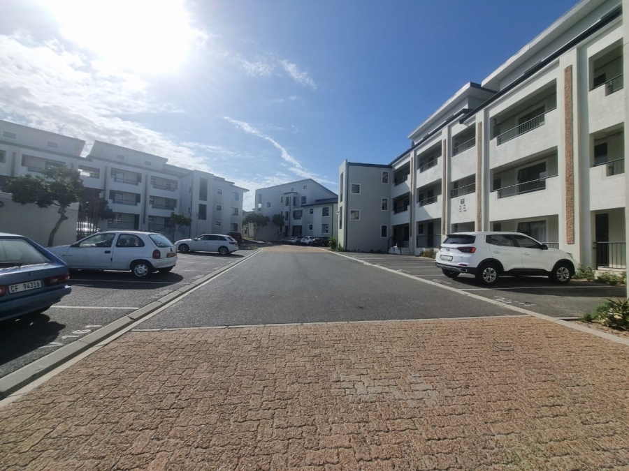 2 Bedroom Property for Sale in Burgundy Estate Western Cape